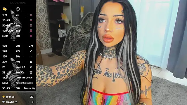 Snapshot of CreamyInkky_ chatting on March 2025 07:41:01 AM CreamyInkky online show from March 2025 07:41:01 AM