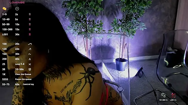 Snapshot of CreamyInkky_ chatting on September 2025 09:43:02 AM CreamyInkky online show from September 2025 09:43:02 AM