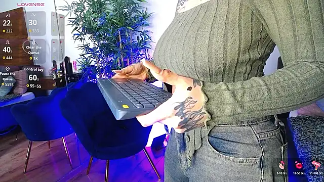 CreamyInkky  online show from March 2026 09:32:01 AM