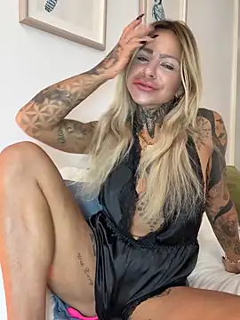 Divina X  online show from October 2025 03:51:02 AM