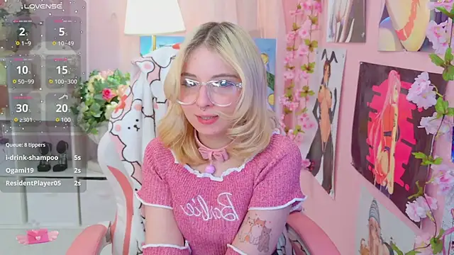 Coconut Mia online show from January 2025 03:31:01 AM