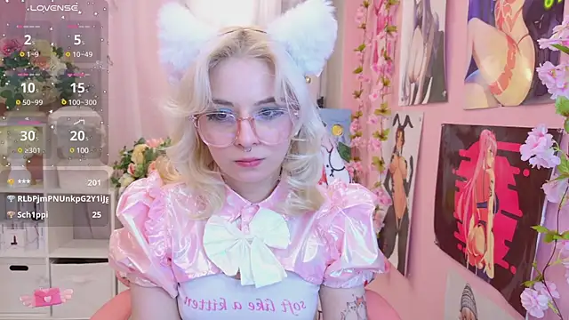 Coconut Mia online show from February 2025 12:08:02 AM