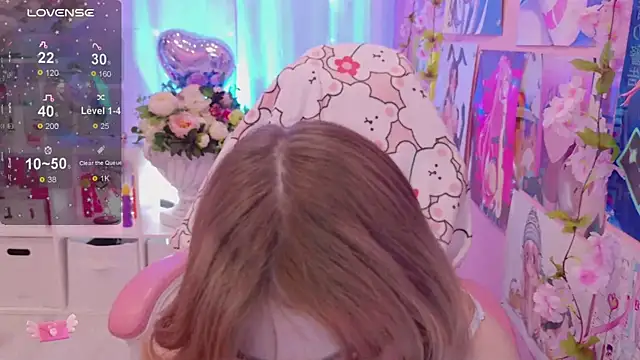 Coconut Mia online show from February 2026 08:38:02 PM