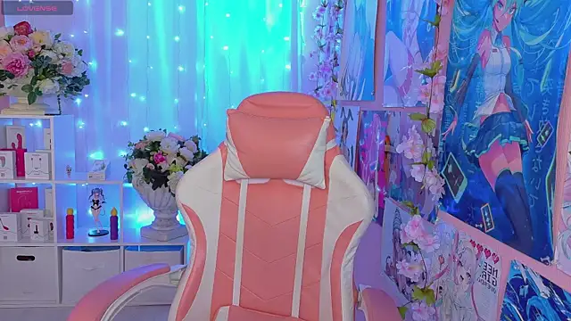 Coconut Mia online show from May 2026 06:24:01 PM