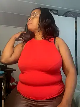 Nomthie online show from November 2025 03:58:01 PM