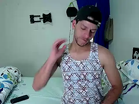 Snapshot of dirty_boy_horny chatting on November 2025 09:09:02 PM dirty boy horny online show from November 2025 09:09:02 PM