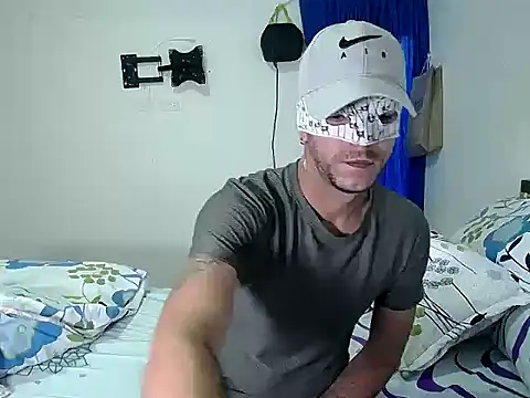 Snapshot of dirty_boy_horny chatting on November 2025 08:20:01 PM dirty boy horny online show from November 2025 08:20:01 PM