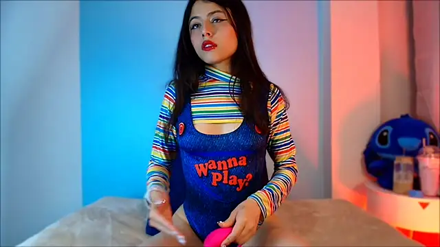 Snapshot of EmilyWithe chatting on February 2025 04:25:02 AM EmilyWithe online show from February 2025 04:25:02 AM