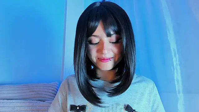 Snapshot of EmilyWithe chatting on September 2025 11:20:01 PM EmilyWithe online show from September 2025 11:20:01 PM