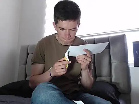 Snapshot of Eliantg chatting on December 2024 05:29:02 PM Eliantg online show from December 2024 05:29:02 PM