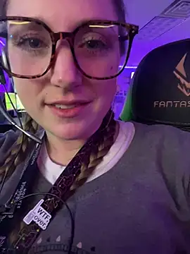 mirannacult online show from January 2025 10:35:02 AM