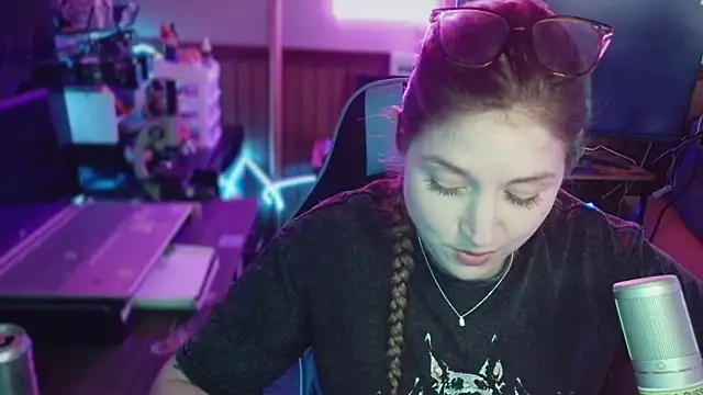 mirannacult online show from March 2026 11:42:02 PM