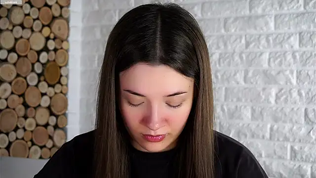 LowOncoming online show from October 2025 02:08:01 AM