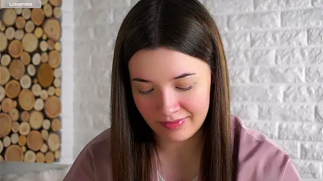 LowOncoming online show from November 2025 02:10:01 AM