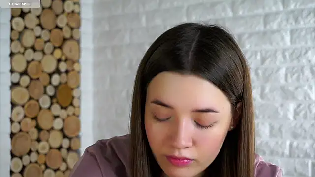 LowOncoming online show from December 2025 02:09:02 AM