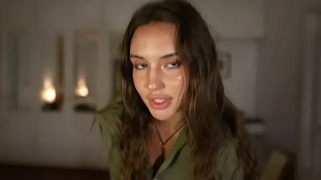 Snapshot of ValerieHill chatting on October 2025 02:33:01 AM ValerieHill online show from October 2025 02:33:01 AM