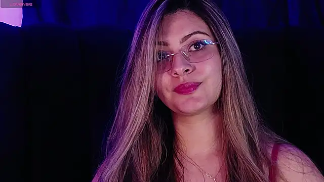 Snapshot of AspenRuss chatting on November 2025 07:35:01 PM AspenRuss online show from November 2025 07:35:01 PM