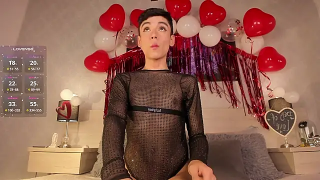 Snapshot of thommy_thompson chatting on February 2026 09:44:02 PM thommy thompson online show from February 2026 09:44:02 PM