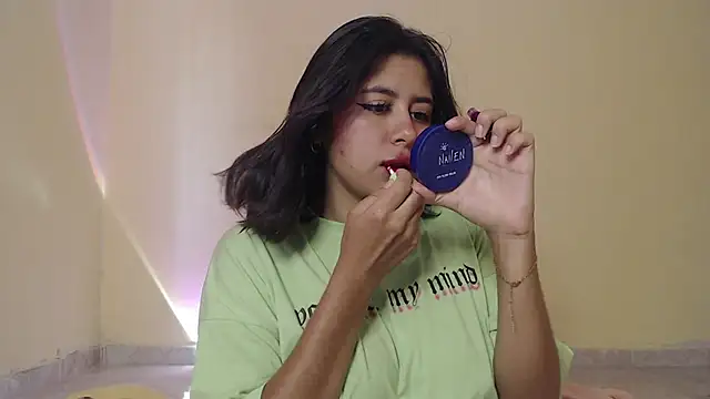 Snapshot of _maiahairy_ chatting on February 2025 01:19:02 PM maiahairy online show from February 2025 01:19:02 PM