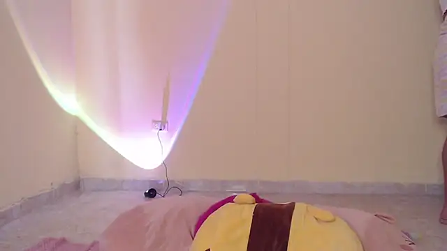 Snapshot of _maiahairy_ chatting on March 2025 04:24:01 PM maiahairy online show from March 2025 04:24:01 PM