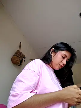 Snapshot of _maiahairy_ chatting on November 2025 07:07:02 PM maiahairy online show from November 2025 07:07:02 PM