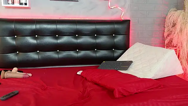 IsabellaTayllor online show from May 2026 11:35:01 PM