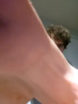 Snapshot of StupidCliff7 chatting on September 2025 09:42:02 AM StupidCliff7 online show from September 2025 09:42:02 AM