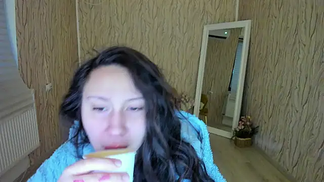 AishaRouhi online show from January 2025 05:29:02 AM