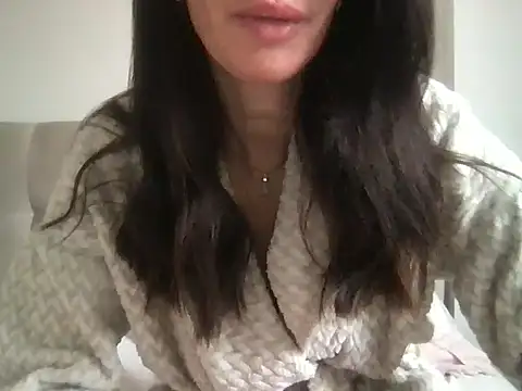 paolajonez online show from May 2026 12:43:01 PM