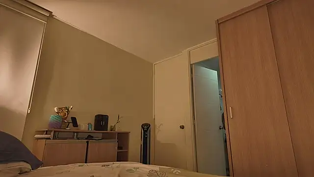juanasnz99 online show from May 2026 04:29:01 AM