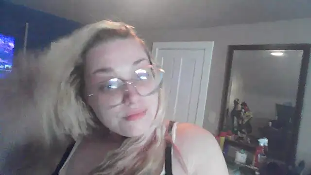 Lalalynn online show from June 2026 02:33:01 PM
