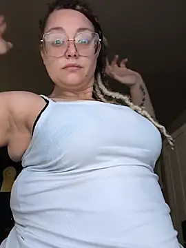 Lalalynn online show from July 2026 02:10:01 PM