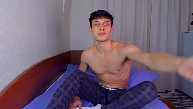 Snapshot of Kent_Ross chatting on September 2025 06:20:01 PM Kent Ross online show from September 2025 06:20:01 PM