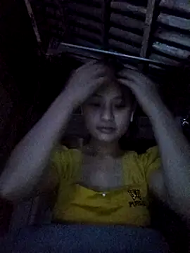 Snapshot of trieungoclnt chatting on December 2024 03:37:01 PM trieungoclnt online show from December 2024 03:37:01 PM