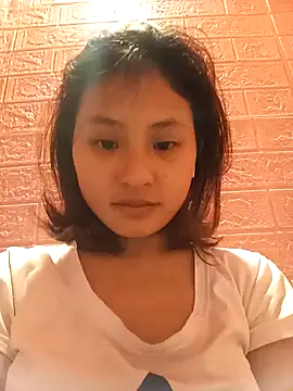 Snapshot of trieungoclnt chatting on January 2025 04:33:01 PM trieungoclnt online show from January 2025 04:33:01 PM