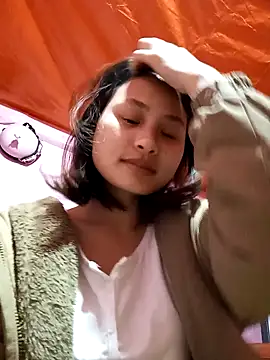 Snapshot of trieungoclnt chatting on February 2025 05:18:02 PM trieungoclnt online show from February 2025 05:18:02 PM