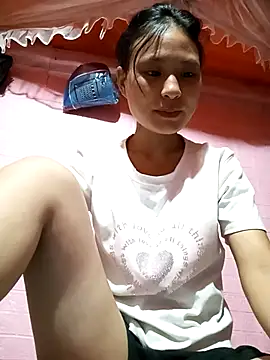 Snapshot of trieungoclnt chatting on September 2025 06:35:01 AM trieungoclnt online show from September 2025 06:35:01 AM