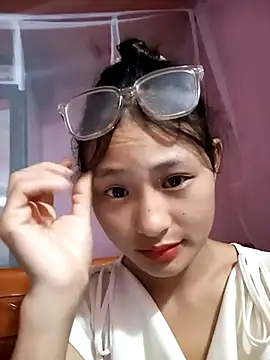 Snapshot of trieungoclnt chatting on October 2025 09:30:02 AM trieungoclnt online show from October 2025 09:30:02 AM