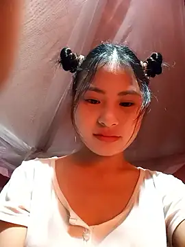 Snapshot of trieungoclnt chatting on December 2025 04:21:01 AM trieungoclnt online show from December 2025 04:21:01 AM