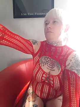 Snapshot of poussichienne chatting on September 2025 03:57:01 PM poussichienne online show from September 2025 03:57:01 PM