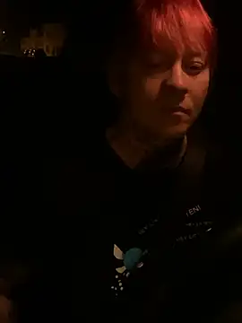 poussichienne online show from July 2026 02:14:01 AM