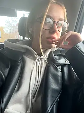 Snapshot of enjoy_my_beauty chatting on October 2025 07:20:02 AM enjoy my beauty online show from October 2025 07:20:02 AM