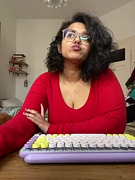 Curvydesifromgermany online show from March 2025 11:38:02 AM