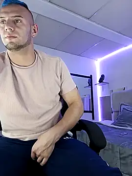 Snapshot of Damon_Bakert chatting on February 2025 02:24:02 AM Damon Bakert online show from February 2025 02:24:02 AM