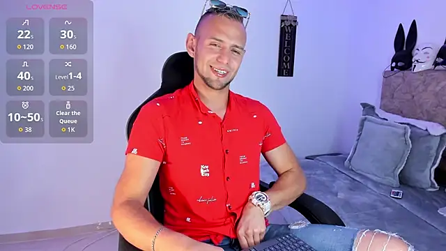 Snapshot of Damon_Bakert chatting on September 2025 06:46:01 PM Damon Bakert online show from September 2025 06:46:01 PM