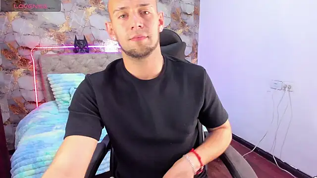 Snapshot of Damon_Bakert chatting on March 2026 04:13:02 PM Damon Bakert online show from March 2026 04:13:02 PM