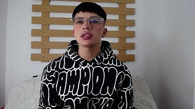 Steev Novoa online show from January 2025 03:27:02 AM