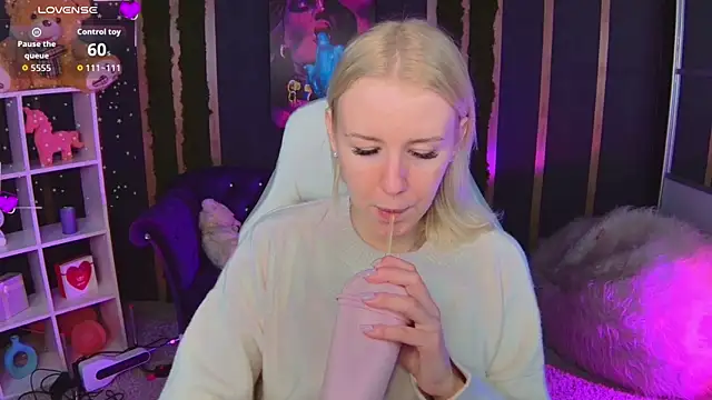 Selenatrend online show from March 2026 12:21:01 PM