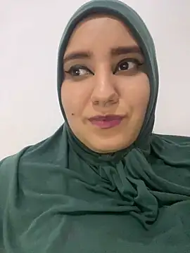 Snapshot of hannahayat chatting on December 2024 05:10:02 PM hannahayat online show from December 2024 05:10:02 PM