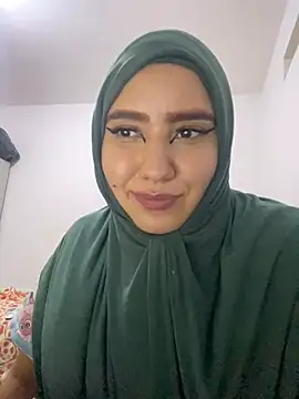 Snapshot of hannahayat chatting on December 2024 12:01:02 AM hannahayat online show from December 2024 12:01:02 AM